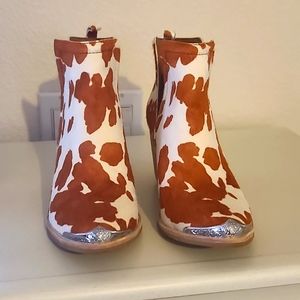 Jeffrey Campbell booties